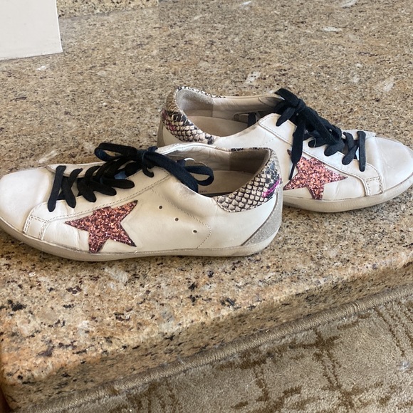 Golden Goose Tennis shoes!! - Picture 5 of 5